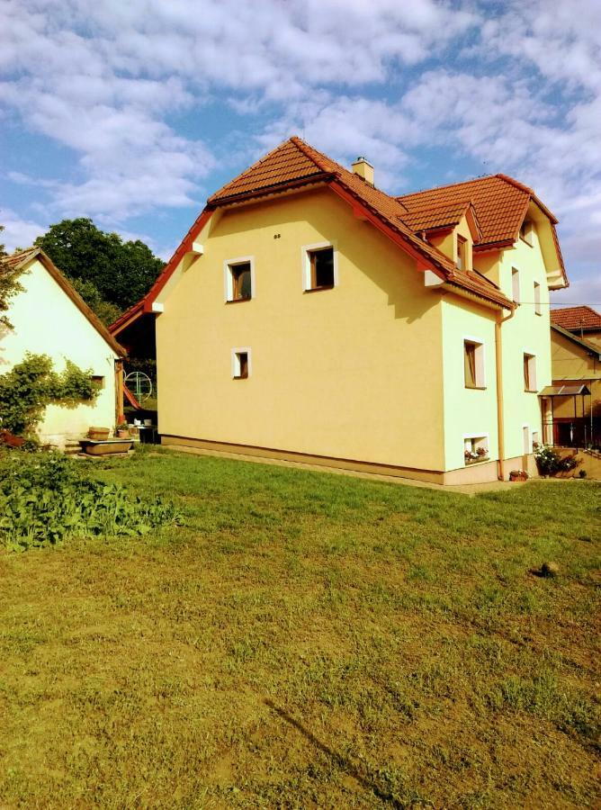 Banská Štiavnica Apartman Pod Kalvariou - Rodinny Dom מראה חיצוני תמונה