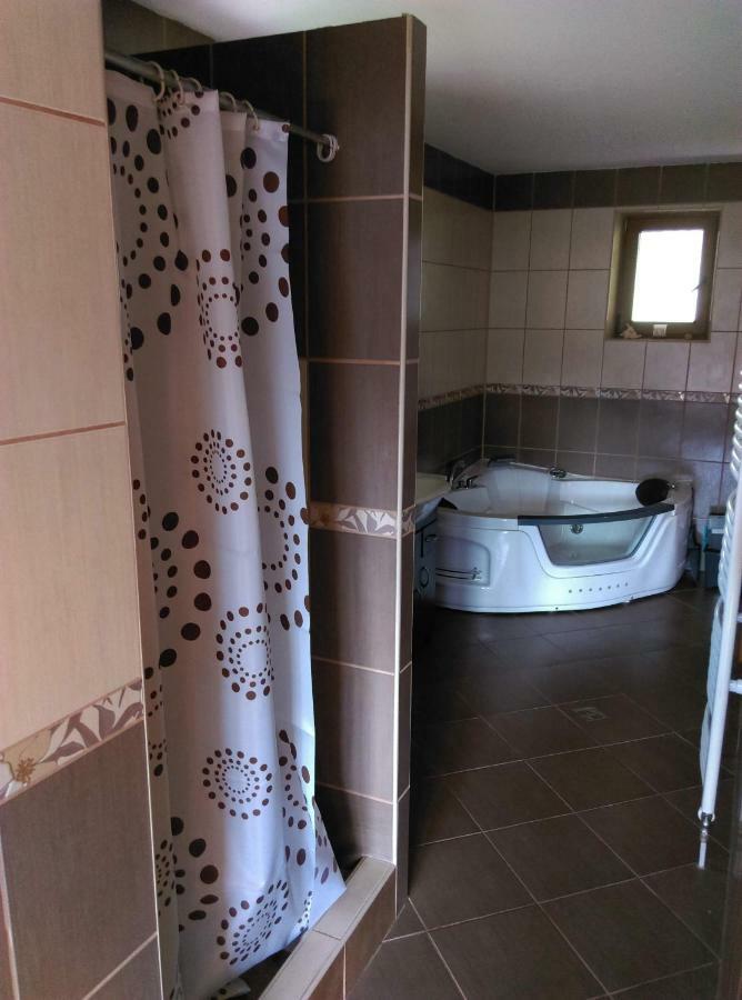 Banská Štiavnica Apartman Pod Kalvariou - Rodinny Dom מראה חיצוני תמונה